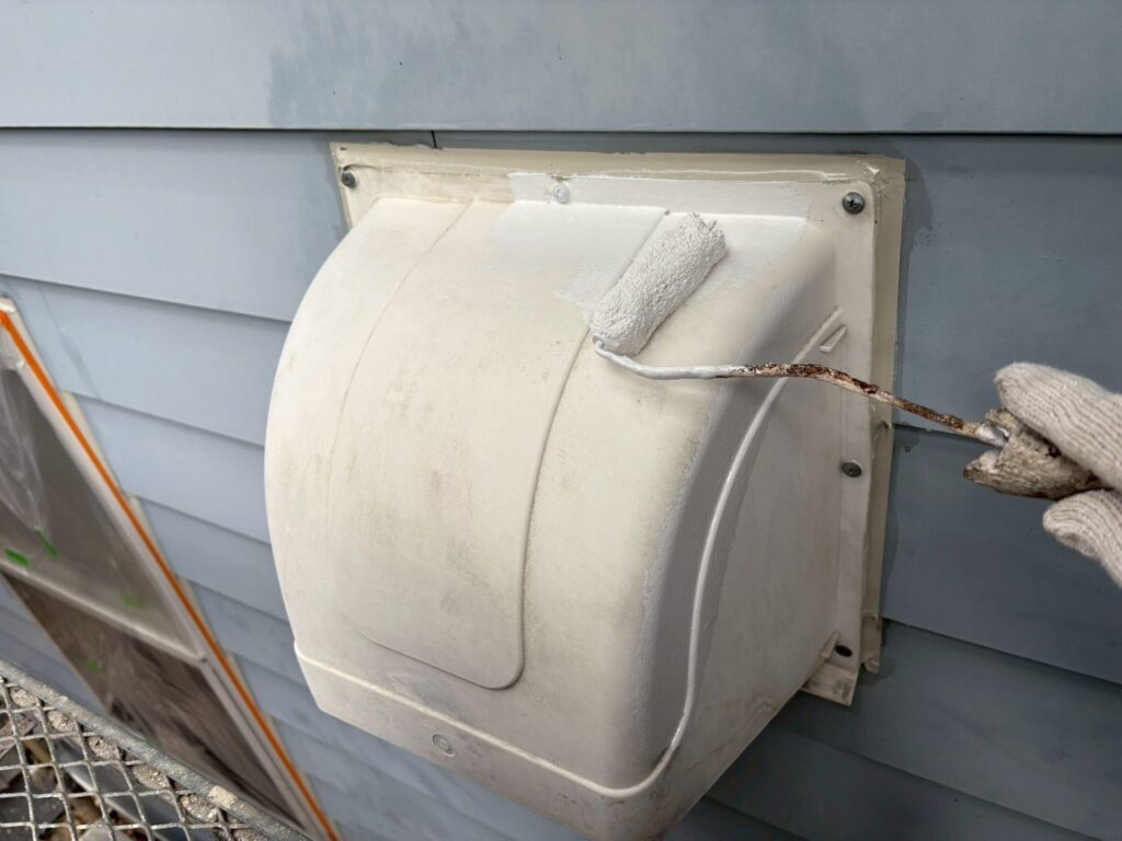 換気フードさび止め塗布