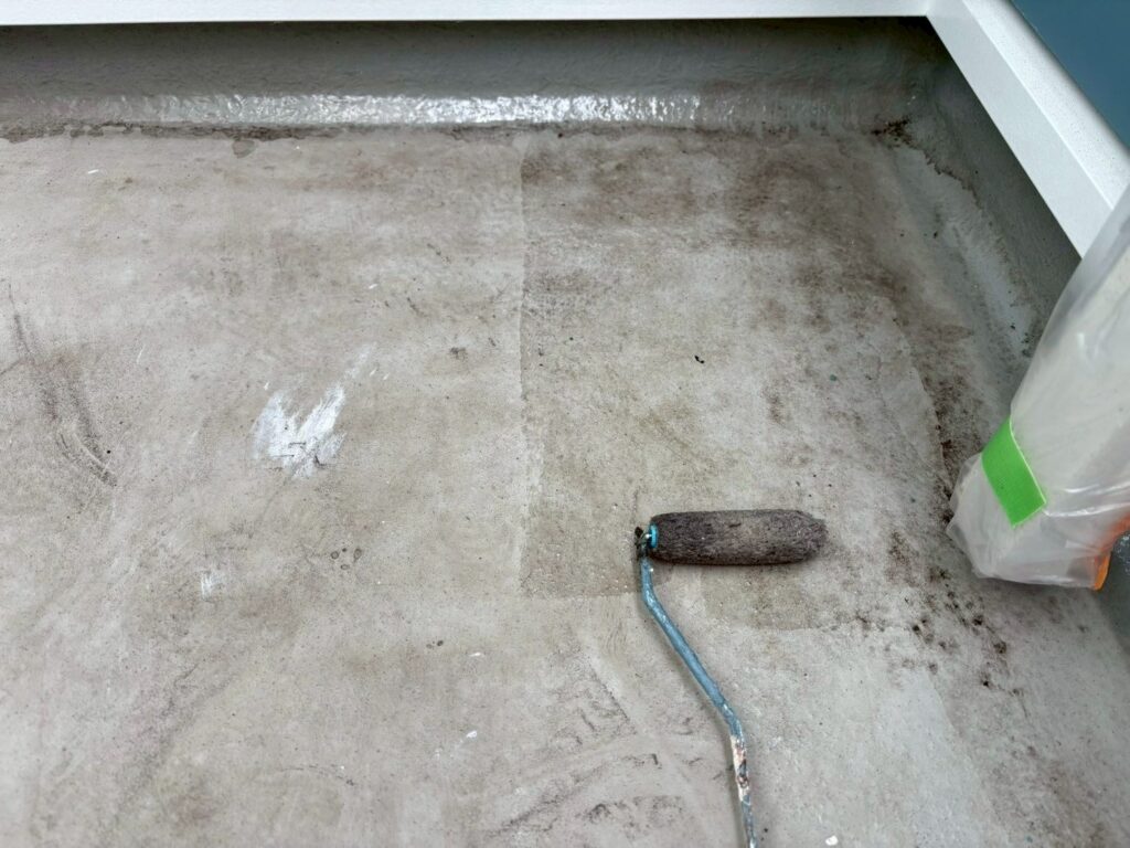 専用プライマー塗布