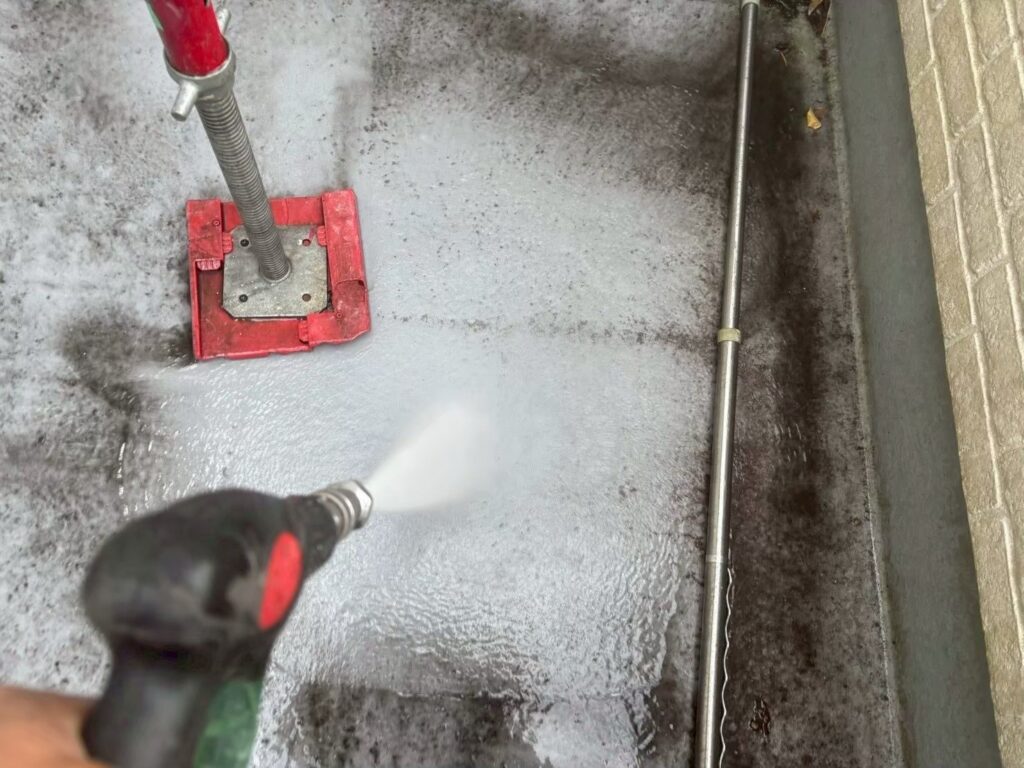 バルコニー高圧ジェット洗浄