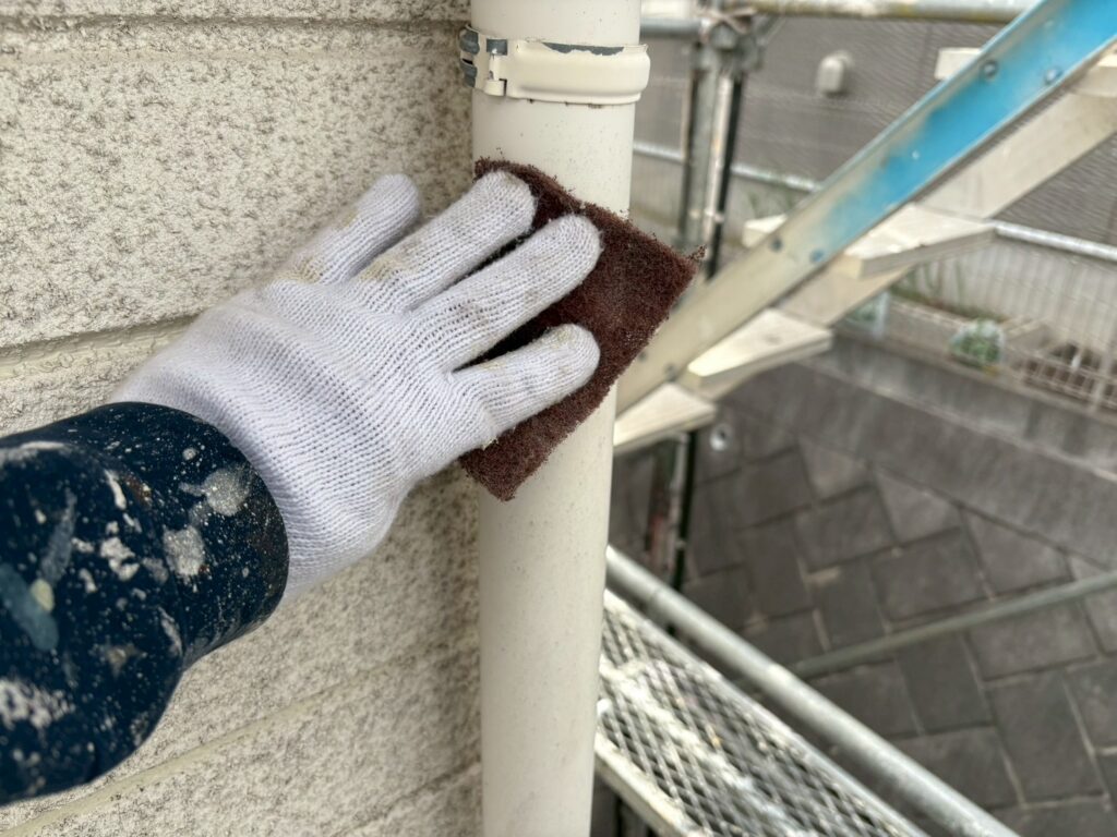 雨樋素地調整