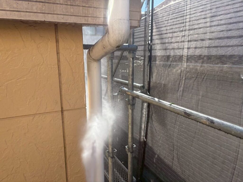 雨樋高圧ジェット洗浄