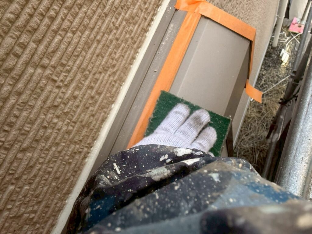 シャッターＢＯＸ素地調整