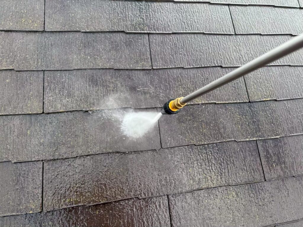 屋根高圧ジェット洗浄