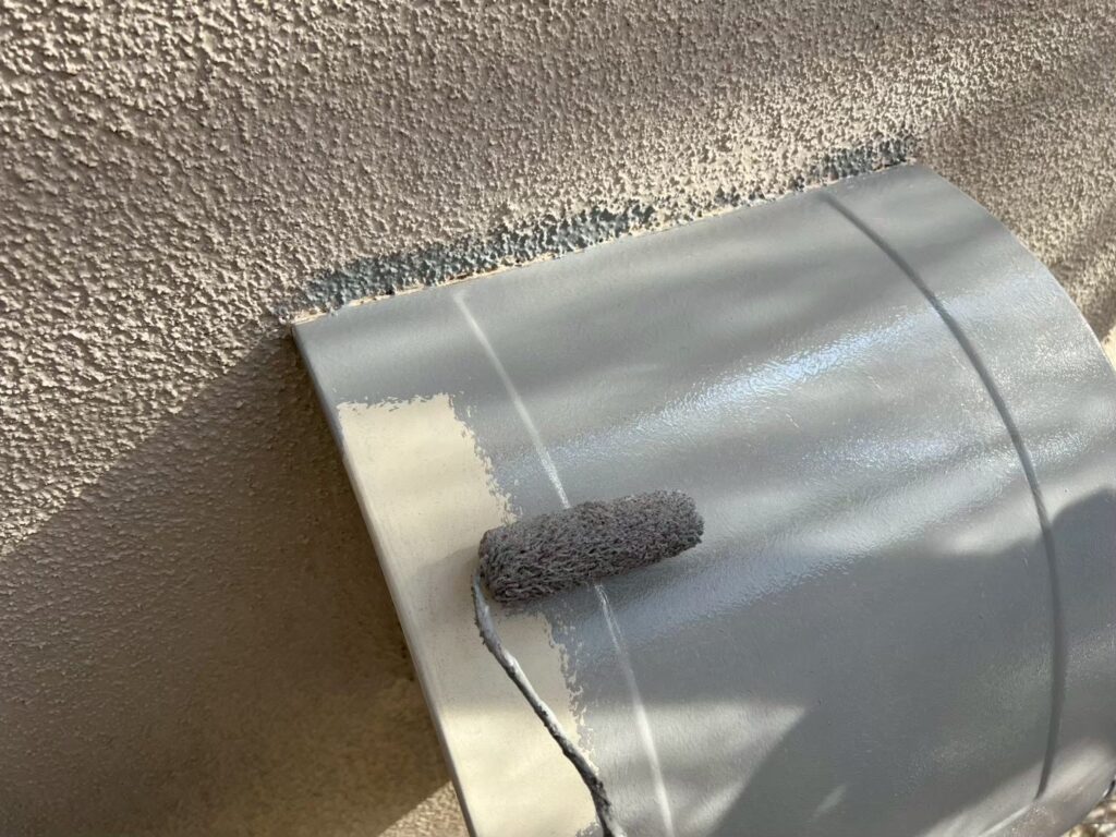 換気フードさび止め塗布