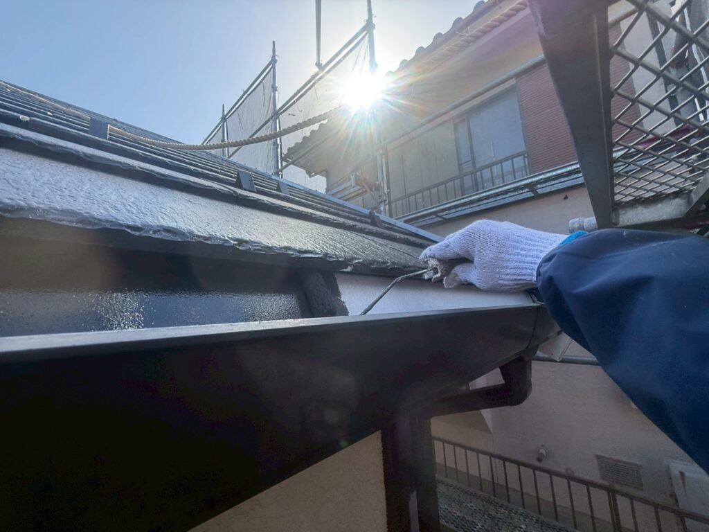 屋根板金部仕上げ１回目