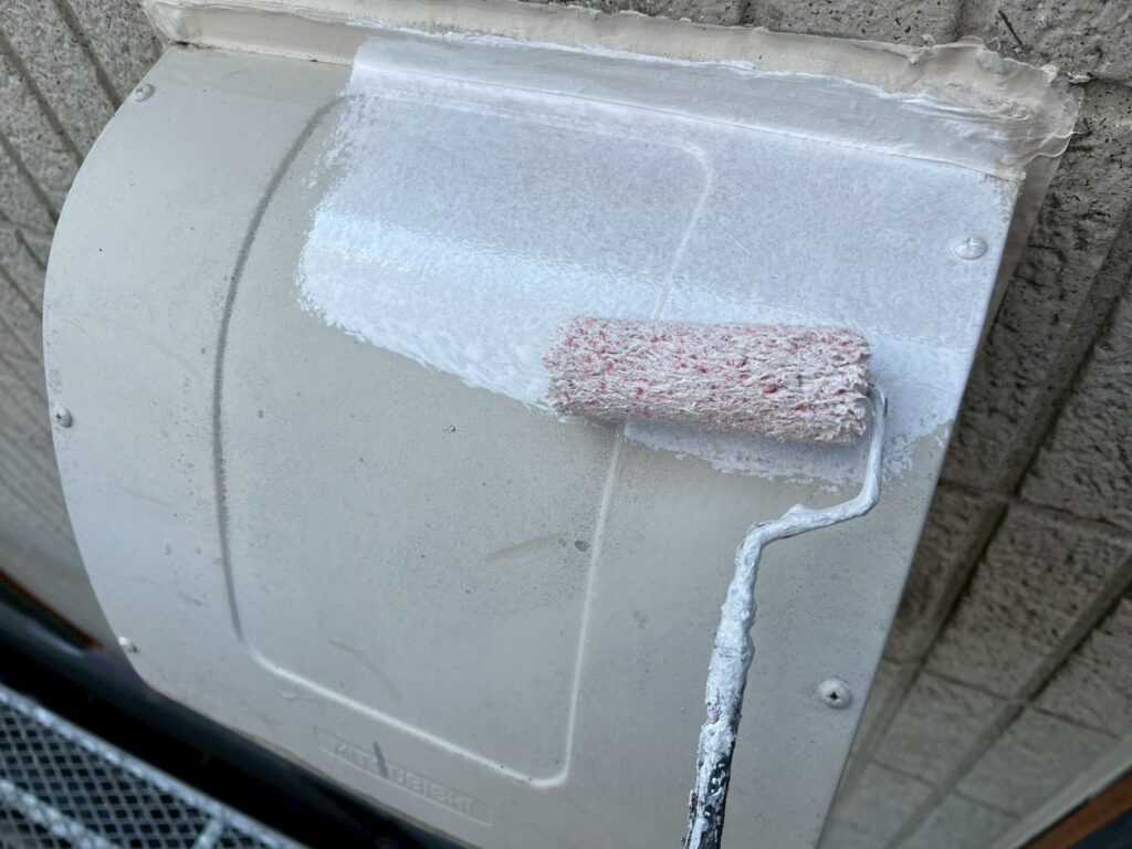 換気フードさび止め塗布