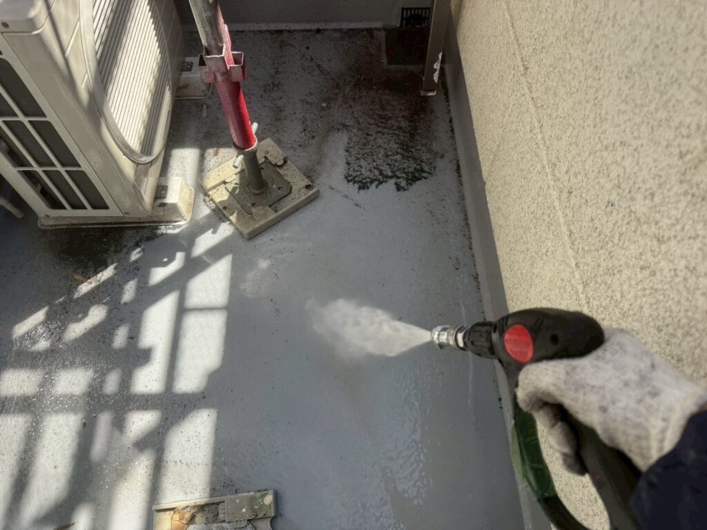 バルコニー高圧ジェット洗浄