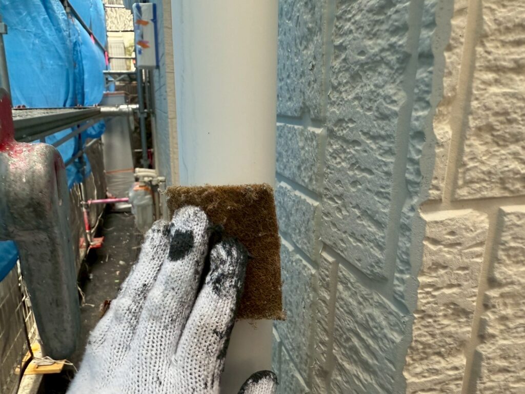 雨樋素地調整