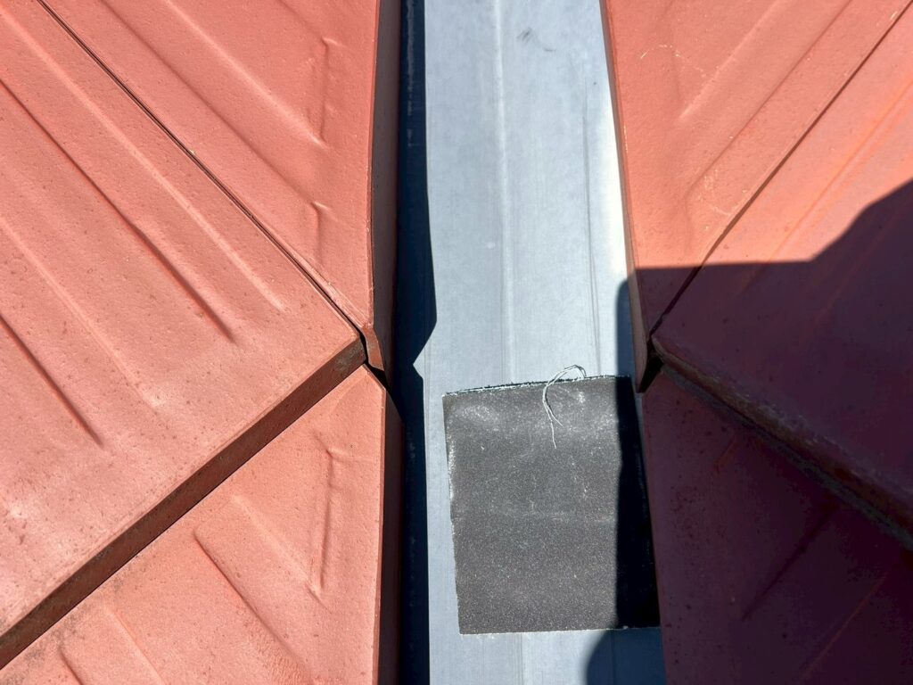 屋根板金部素地調整